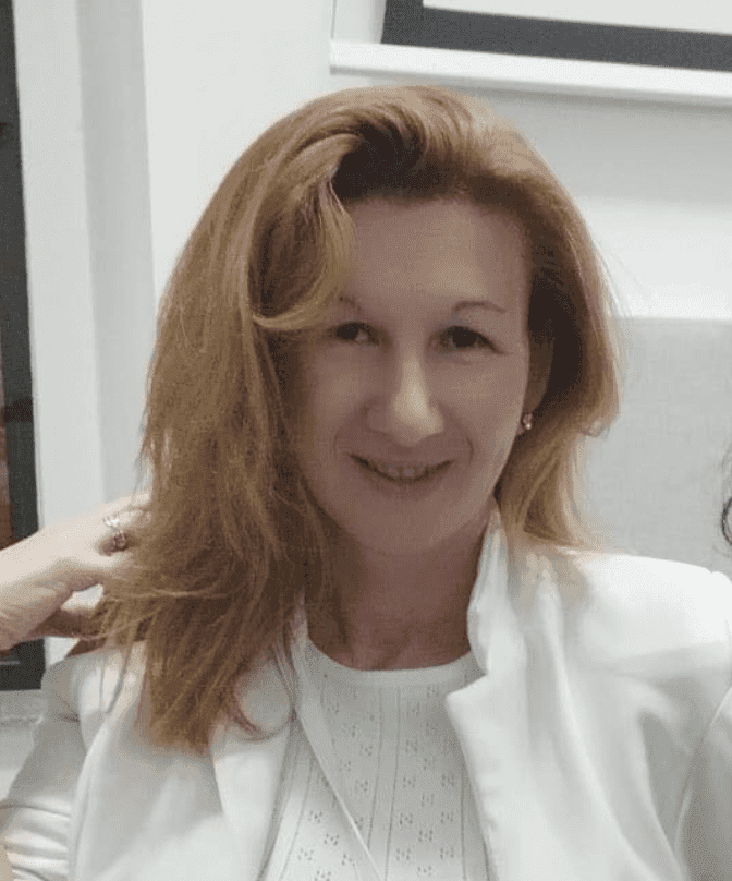 Mirela Buzov Mirela Buzov